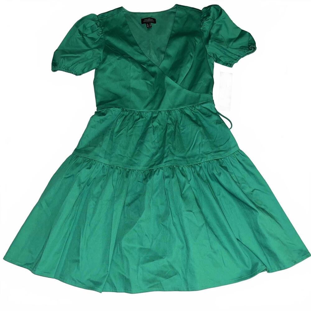 Adrianna Papell Green Puff Sleeve Wrap Dress Knee Length NWT Size 2 Stretch